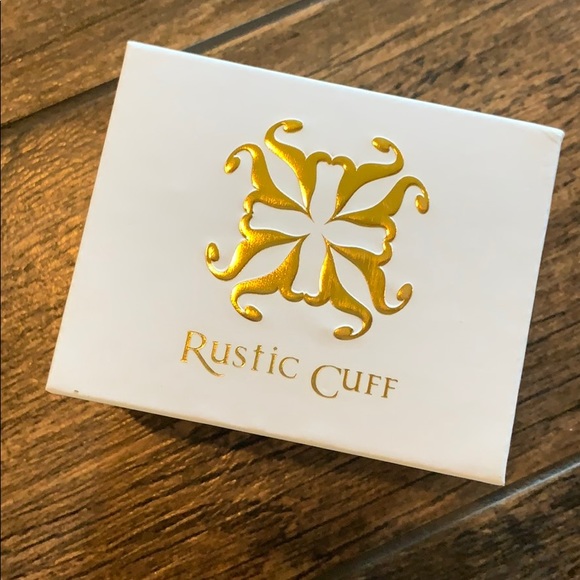 Rustic Cuff silver bracelet - Picture 2 of 3